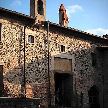 فندق Castello Di Cernusco Lombardone 4*