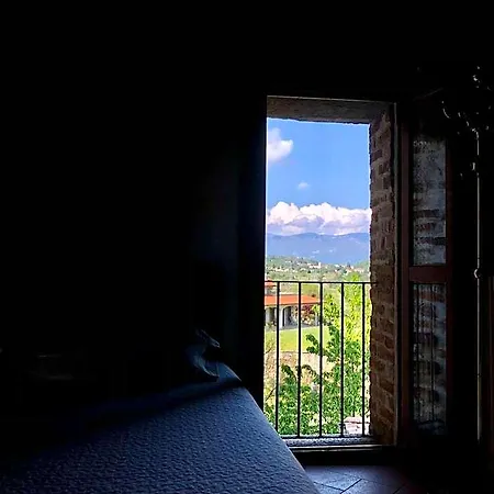 Castello Di Cernusco Lombardone 4*